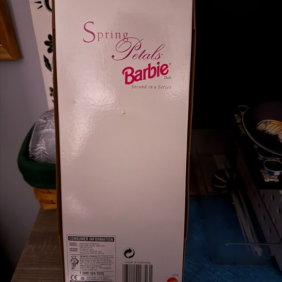 Barbie Spring Petals Bath & Body Set - Pink and Purple - Picture 6 of 7